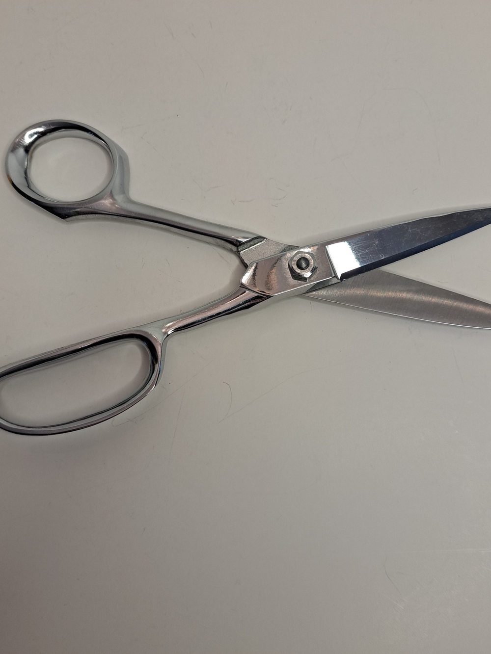 Griffon Cutlery Corp Vintage Pinking Shears 8" Made in Japan Stainless